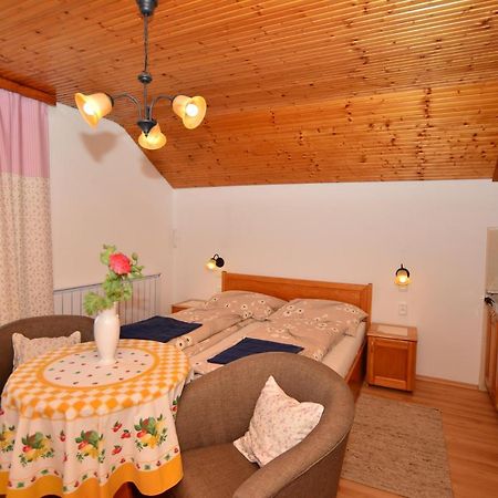 Viragoskert Apartman Хевиз Экстерьер фото
