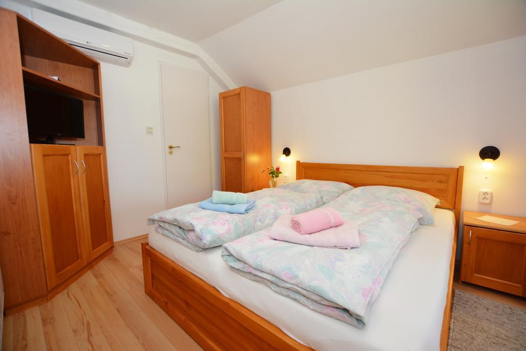 Viragoskert Apartman Хевиз Номер фото