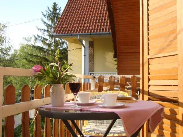 Viragoskert Apartman Хевиз Номер фото