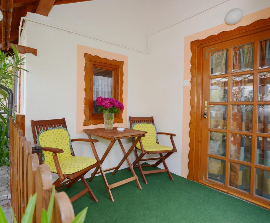 Viragoskert Apartman Хевиз Экстерьер фото