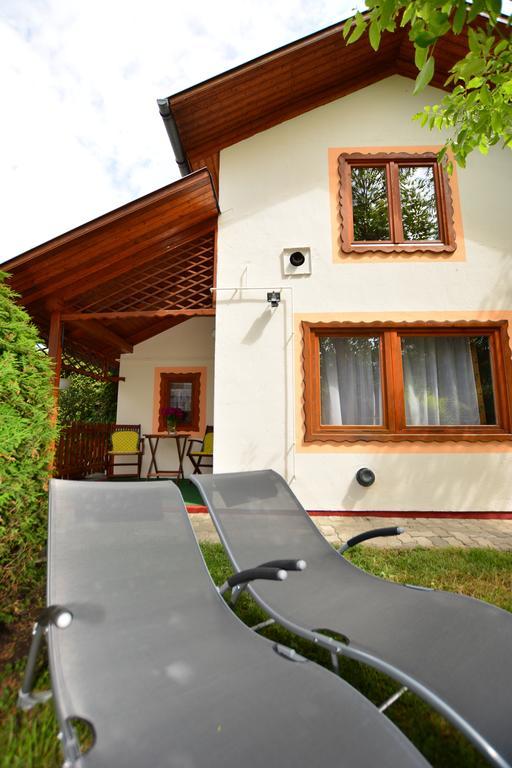 Viragoskert Apartman Хевиз Номер фото