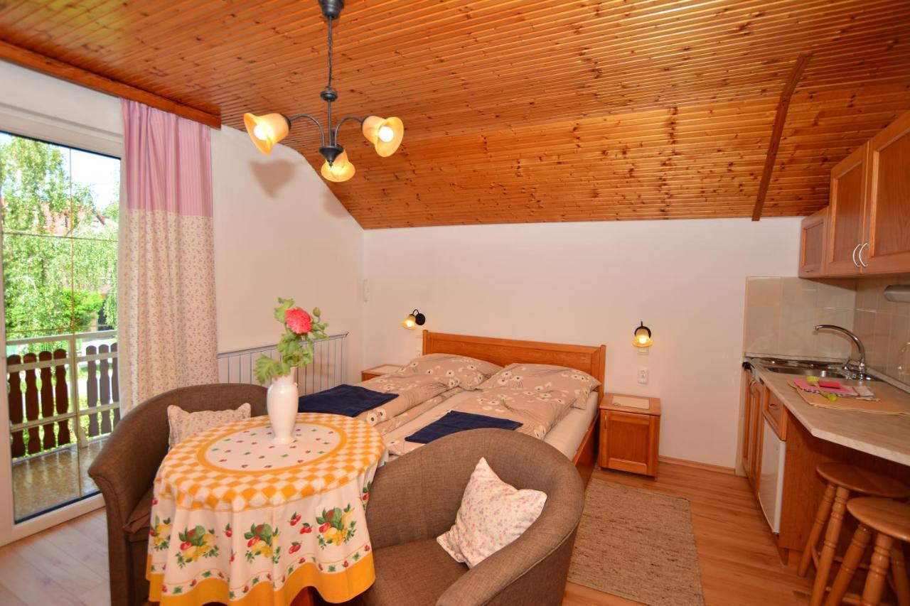 Viragoskert Apartman Хевиз Экстерьер фото