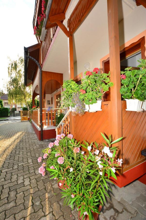 Viragoskert Apartman Хевиз Экстерьер фото