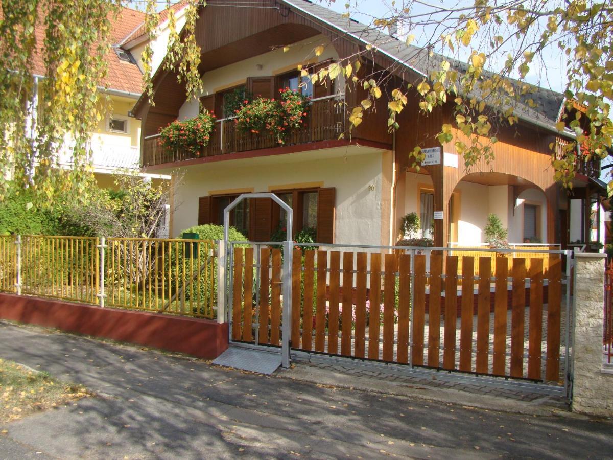 Viragoskert Apartman Хевиз Экстерьер фото
